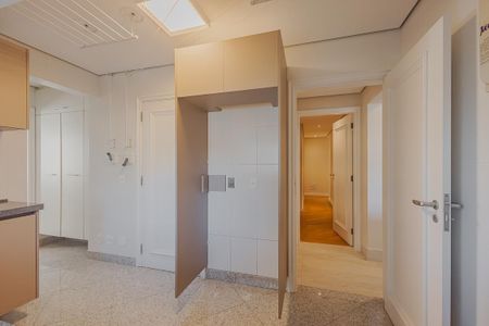 Apartamento à venda com 278m², 3 quartos e 3 vagasÁrea de Serviço