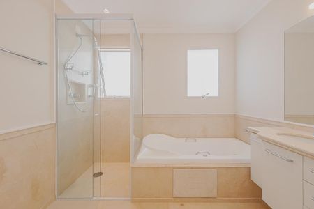 Apartamento à venda com 278m², 3 quartos e 3 vagasBanheiro da Suíte 3