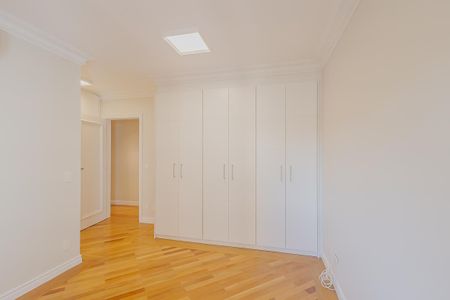 Apartamento à venda com 278m², 3 quartos e 3 vagasSuíte 2