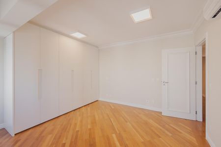 Apartamento à venda com 278m², 3 quartos e 3 vagasSuíte 3