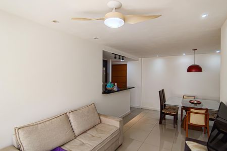 sala de apartamento para alugar com 3 quartos, 90m² em Freguesia (jacarepaguá), Rio de Janeiro