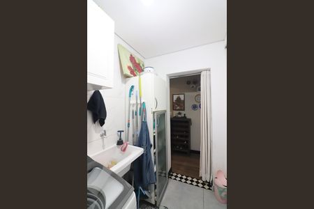 Casa à venda com 230m², 3 quartos e 2 vagasÁrea de Serviço