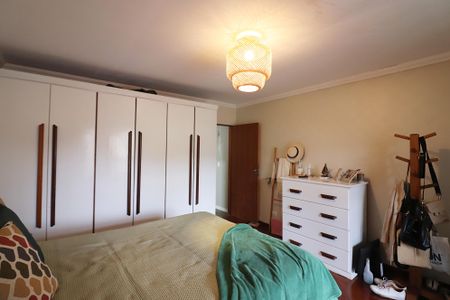 Casa à venda com 230m², 3 quartos e 2 vagasQuarto 1