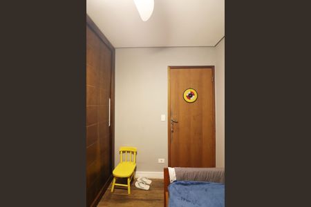 Casa à venda com 230m², 3 quartos e 2 vagasQuarto 2