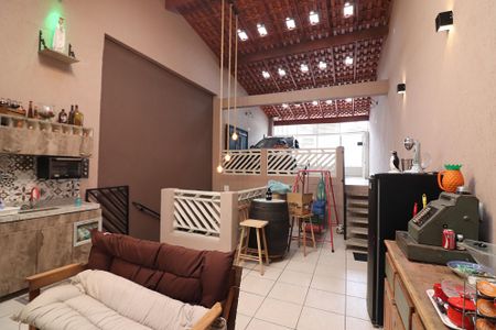 Casa à venda com 230m², 3 quartos e 2 vagasEspaço Gourmet