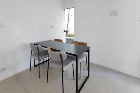 Apartamento à venda com 32m², 1 quarto e sem vagaÁrea comum
