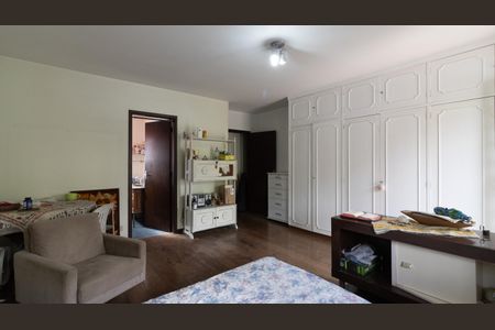 Casa à venda com 210m², 4 quartos e 2 vagasQuarto 3