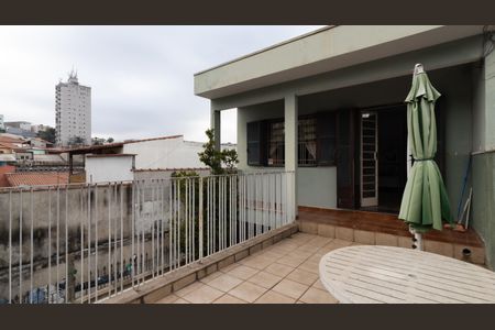 Casa à venda com 210m², 4 quartos e 2 vagasvaranda