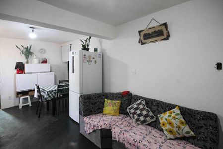 Casa para alugar com 190m², 4 quartos e 2 vagasSala