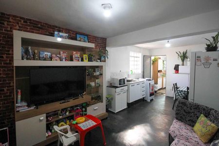 Casa para alugar com 190m², 4 quartos e 2 vagasSala