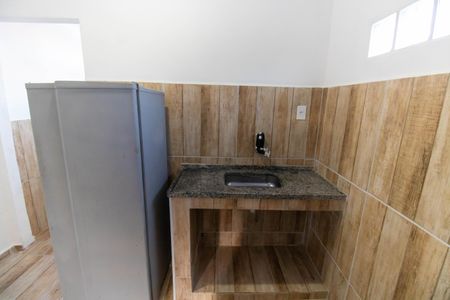 Cozinha de kitnet/studio para alugar com 1 quarto, 21m² em Piratininga, Niterói