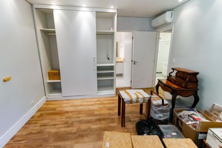 Apartamento à venda com 183m², 4 quartos e 3 vagasSuíte 2 - armários