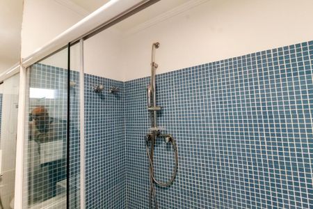 Apartamento à venda com 183m², 4 quartos e 3 vagasBanheiro da Suíte 1 - chuveiro
