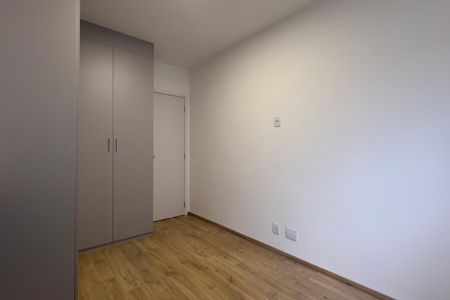 Quarto de apartamento à venda com 1 quarto, 43m² em Vila Rosalia, Guarulhos