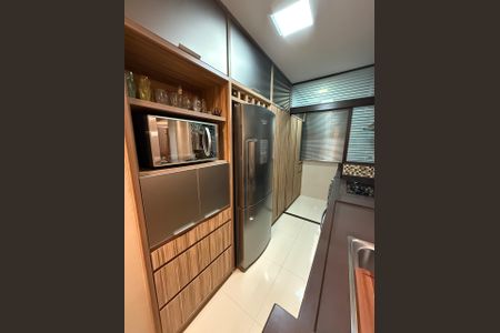 Apartamento à venda com 76m², 2 quartos e 2 vagasCozinha