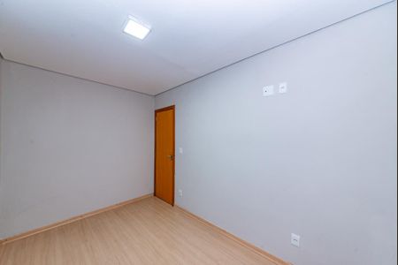 Casa à venda com 240m², 3 quartos e 3 vagas Casa à venda com 240m², 3 quartos e 3 vagasQuarto 1