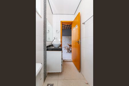 Casa à venda com 240m², 3 quartos e 3 vagas Casa à venda com 240m², 3 quartos e 3 vagasLavabo