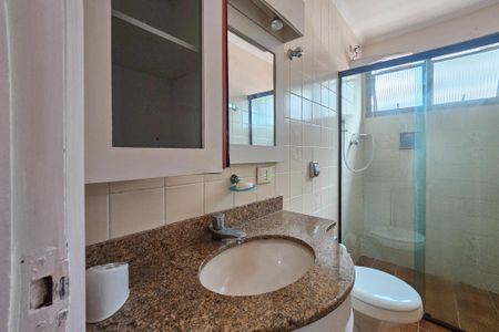 Apartamento para alugar com 103m², 3 quartos e 1 vaga Apartamento para alugar com 103m², 3 quartos e 1 vagaBanheiro da Suíte