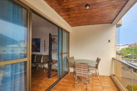 Apartamento para alugar com 103m², 3 quartos e 1 vaga Apartamento para alugar com 103m², 3 quartos e 1 vagaVaranda da Sala