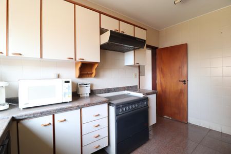 Apartamento para alugar com 170m², 3 quartos e 2 vagasCozinha