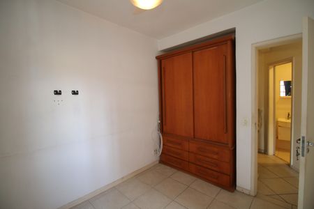 Casa à venda com 93m², 3 quartos e 2 vagasQuarto 3