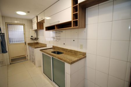 Casa à venda com 93m², 3 quartos e 2 vagasCozinha