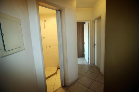 Casa à venda com 93m², 3 quartos e 2 vagasHall entre quartos