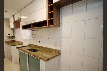 Casa à venda com 93m², 3 quartos e 2 vagas Casa à venda com 93m², 3 quartos e 2 vagasCozinha - Armários
