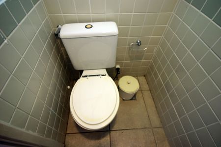 Casa à venda com 93m², 3 quartos e 2 vagasBanheiro 2