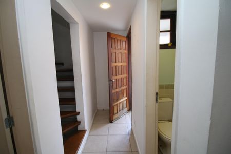 Casa à venda com 93m², 3 quartos e 2 vagasSala