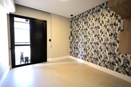 Apartamento à venda com 130m², 4 quartos e 2 vagasQuarto 2