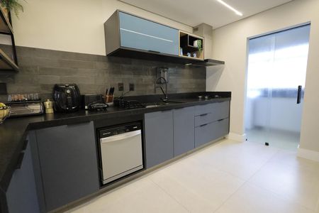 Apartamento à venda com 130m², 4 quartos e 2 vagasCozinha