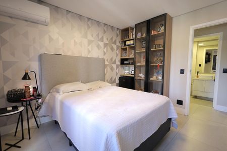 Apartamento à venda com 130m², 4 quartos e 2 vagasQuarto Suíte