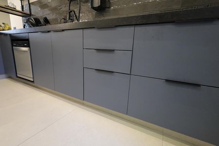 Apartamento à venda com 130m², 4 quartos e 2 vagasCozinha