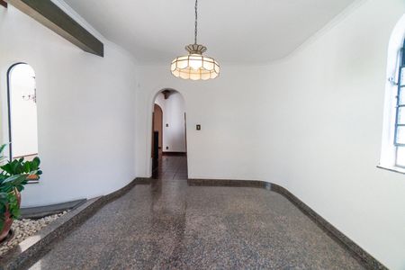 Casa à venda com 262m², 2 quartos e 6 vagasCozinha