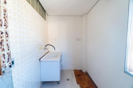 Casa à venda com 262m², 2 quartos e 6 vagasEdícula - Cozinha