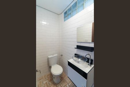 Casa à venda com 262m², 2 quartos e 6 vagasEdícula - Lavabo