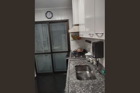 Apartamento à venda com 115m², 3 quartos e 2 vagasCOZINHA
