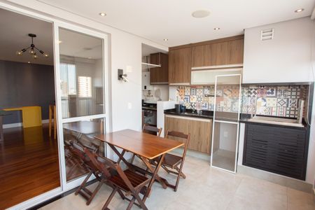 Apartamento à venda com 74m², 2 quartos e 2 vagasVaranda da Sala