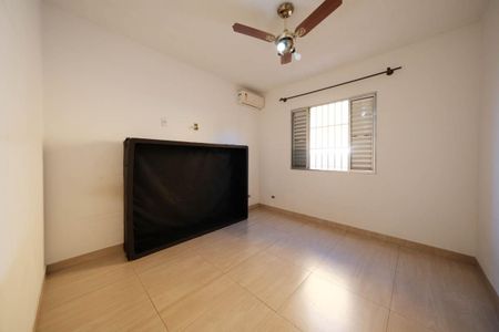 Quarto 1 de casa para alugar com 3 quartos, 100m² em Vila Matilde, São Paulo