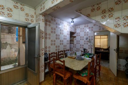 Casa à venda com 130m², 3 quartos e sem vagaCozinha