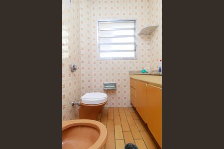 Casa à venda com 130m², 3 quartos e sem vagaBanheiro