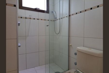 Apartamento para alugar com 182m², 3 quartos e 2 vagas Apartamento para alugar com 182m², 3 quartos e 2 vagasBanheiro das Suíte Americanas