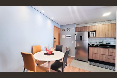 Apartamento à venda com 61m², 2 quartos e 1 vaga Apartamento à venda com 61m², 2 quartos e 1 vagaSala
