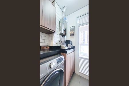 Apartamento à venda com 61m², 2 quartos e 1 vaga Apartamento à venda com 61m², 2 quartos e 1 vagaÁrea de Serviço