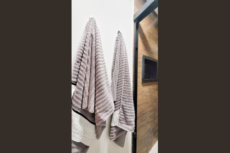 Apartamento à venda com 61m², 2 quartos e 1 vaga Apartamento à venda com 61m², 2 quartos e 1 vagaBanheiro da Suíte