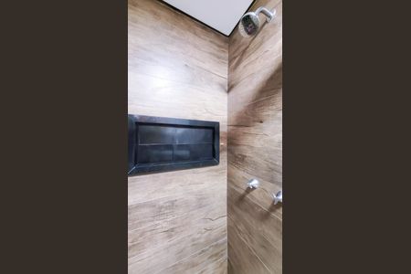 Apartamento à venda com 61m², 2 quartos e 1 vaga Apartamento à venda com 61m², 2 quartos e 1 vagaBanheiro Social