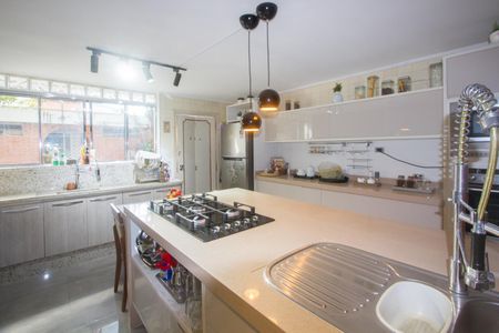 Casa à venda com 218m², 3 quartos e 1 vagaCozinha