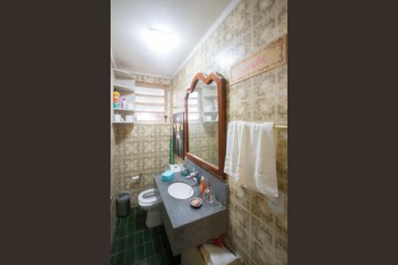 Casa à venda com 218m², 3 quartos e 1 vagaLavabo