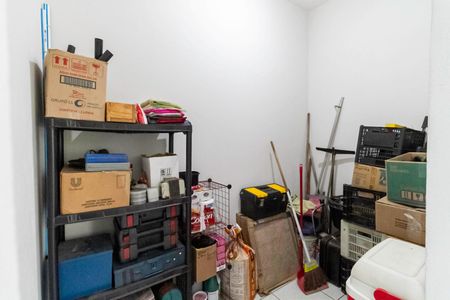 Casa à venda com 210m², 3 quartos e 3 vagas Casa à venda com 210m², 3 quartos e 3 vagasDespensa